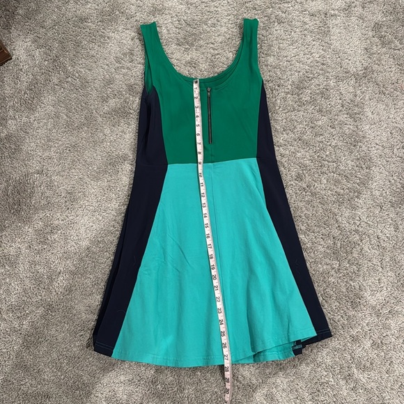 Color block stretchy express dress - Picture 4 of 4